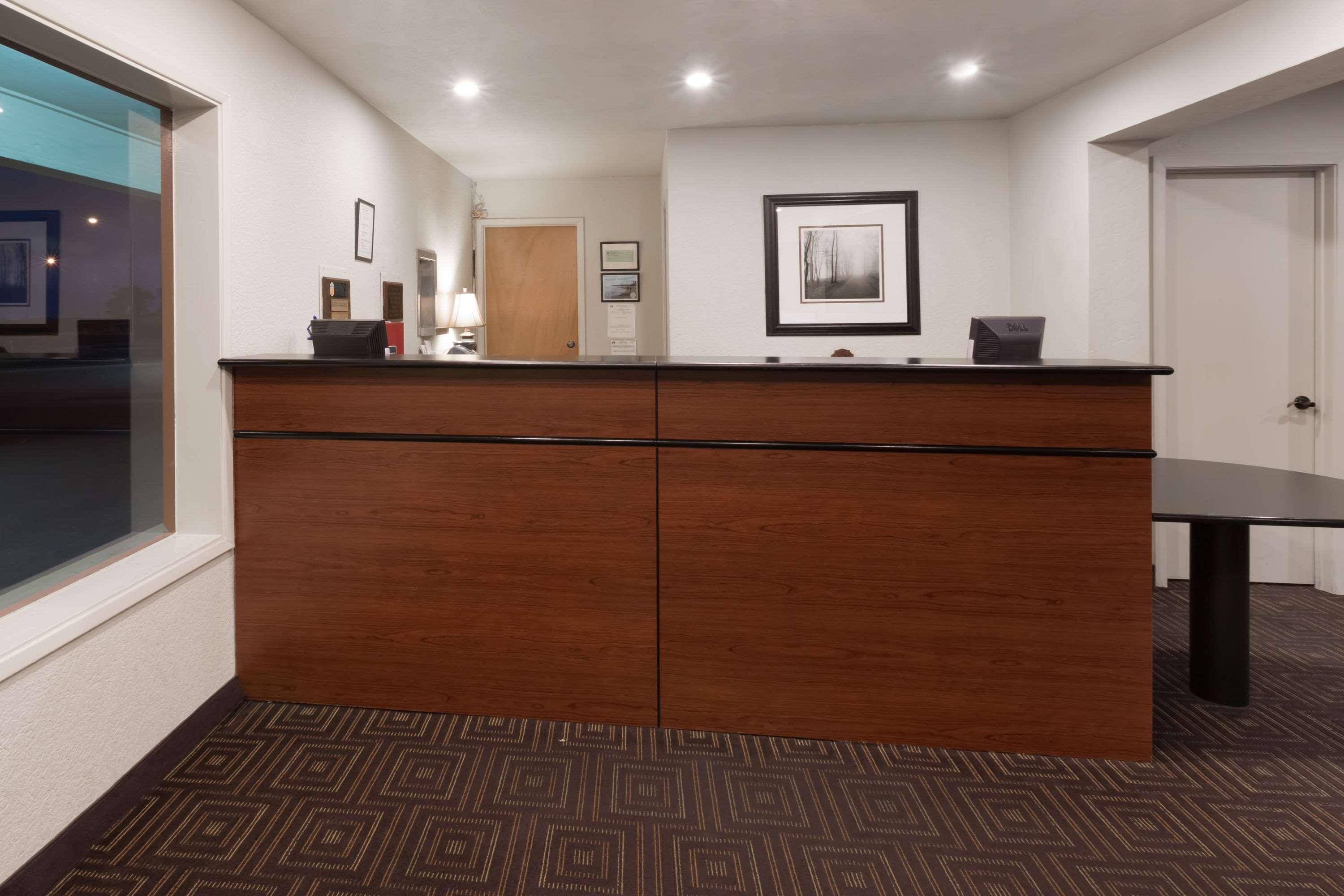Super 8 By Wyndham Fort Bragg Eksteriør billede