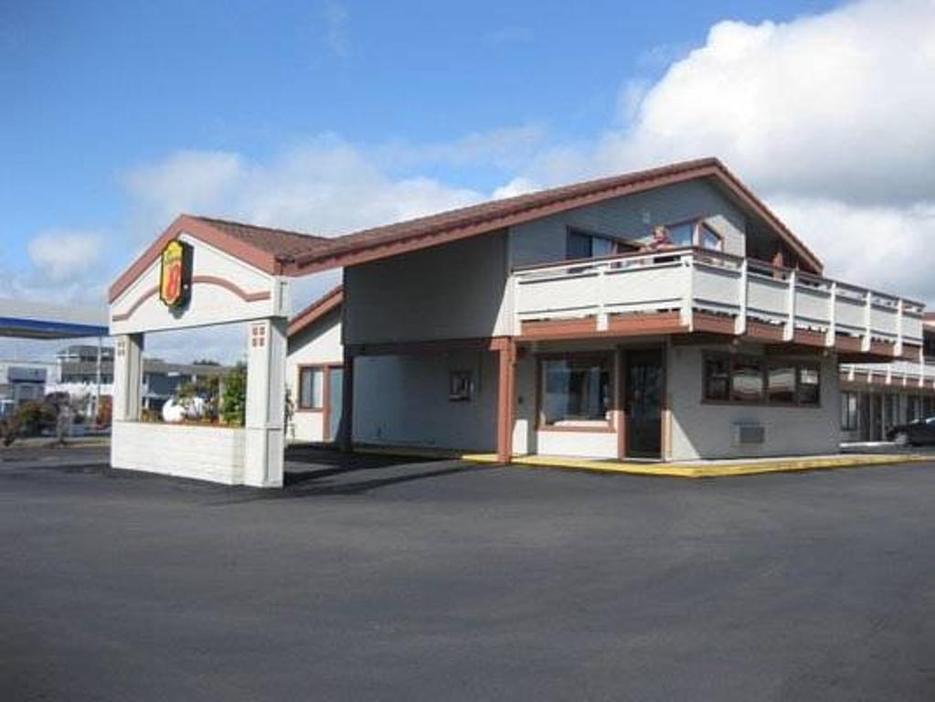 Super 8 By Wyndham Fort Bragg Eksteriør billede
